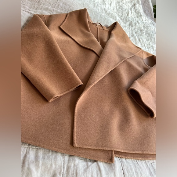 The Curated Wrap Jacket, Camel - Picture 5 of 6